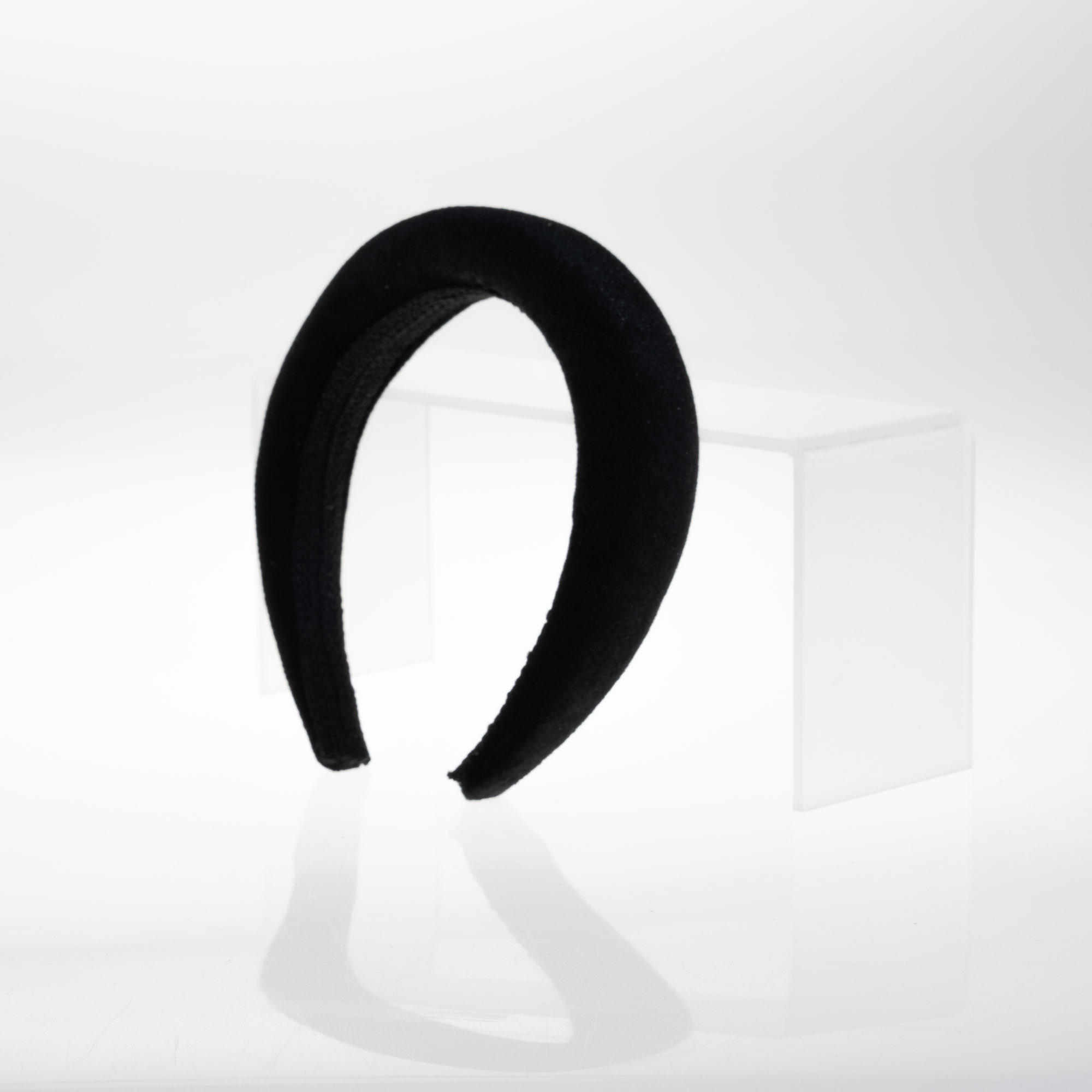Black Padded Headband Shop the Sadie Wool Blend Padded Headband in Black | Helen  main image 4
