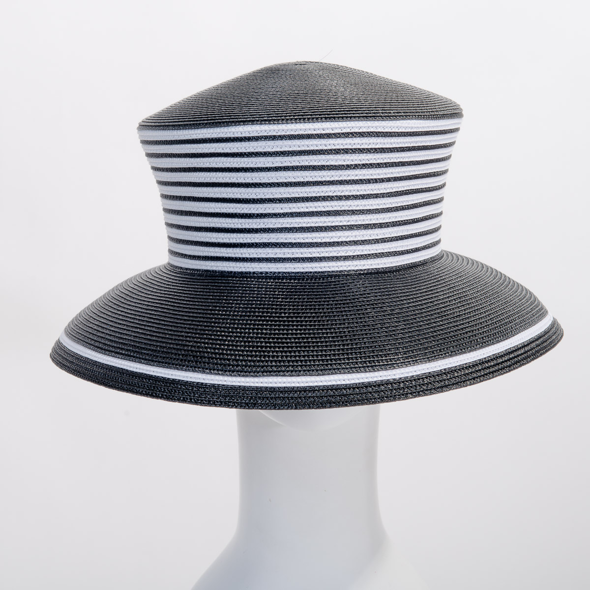 Black White Matt Poly Straw Medium Brim Plain