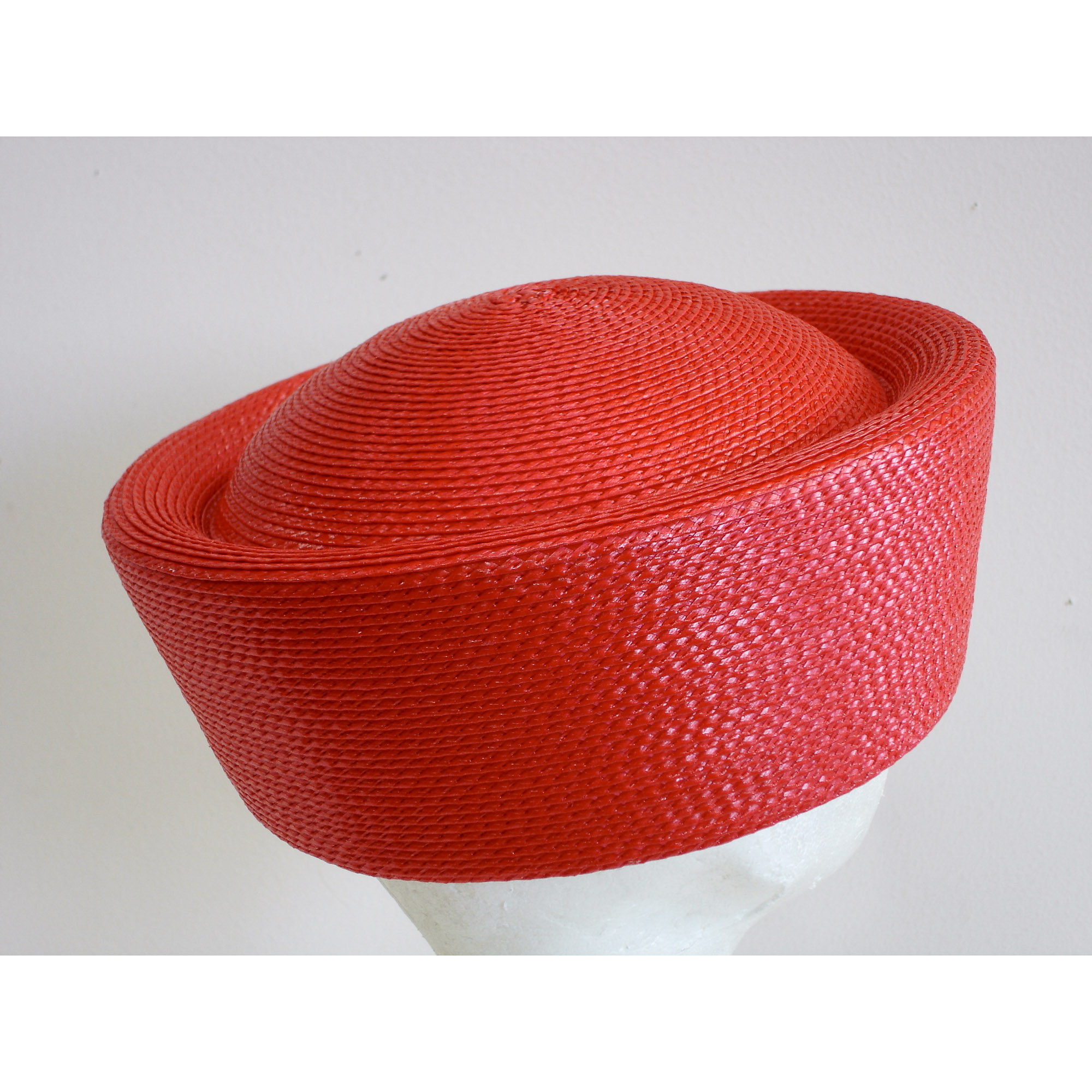 Red Blocked Untrimmed Poly Straw Pillbox Hat Base