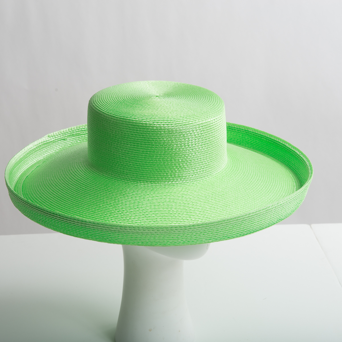 Apple Green Polypropylene Straw Medium Brim Plain Hats  display picture 1