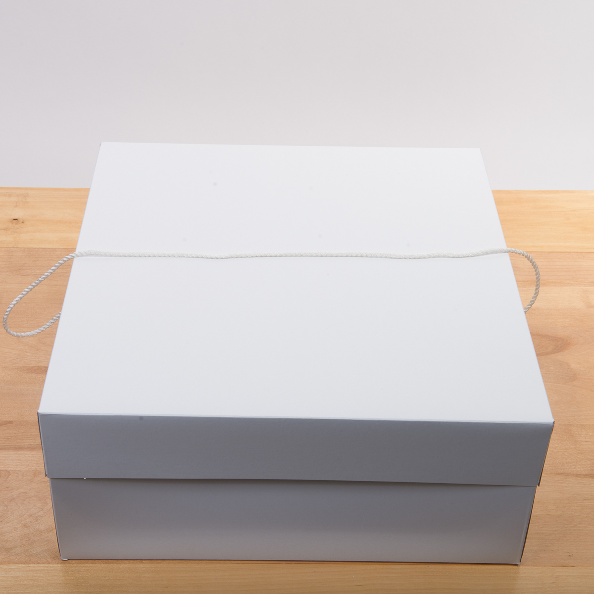 ハットBOX風オブジェ2個set(White)    ハンドメイド雑貨 HB5183-16S White 16''X16''X7'' Paper Square Hat Box